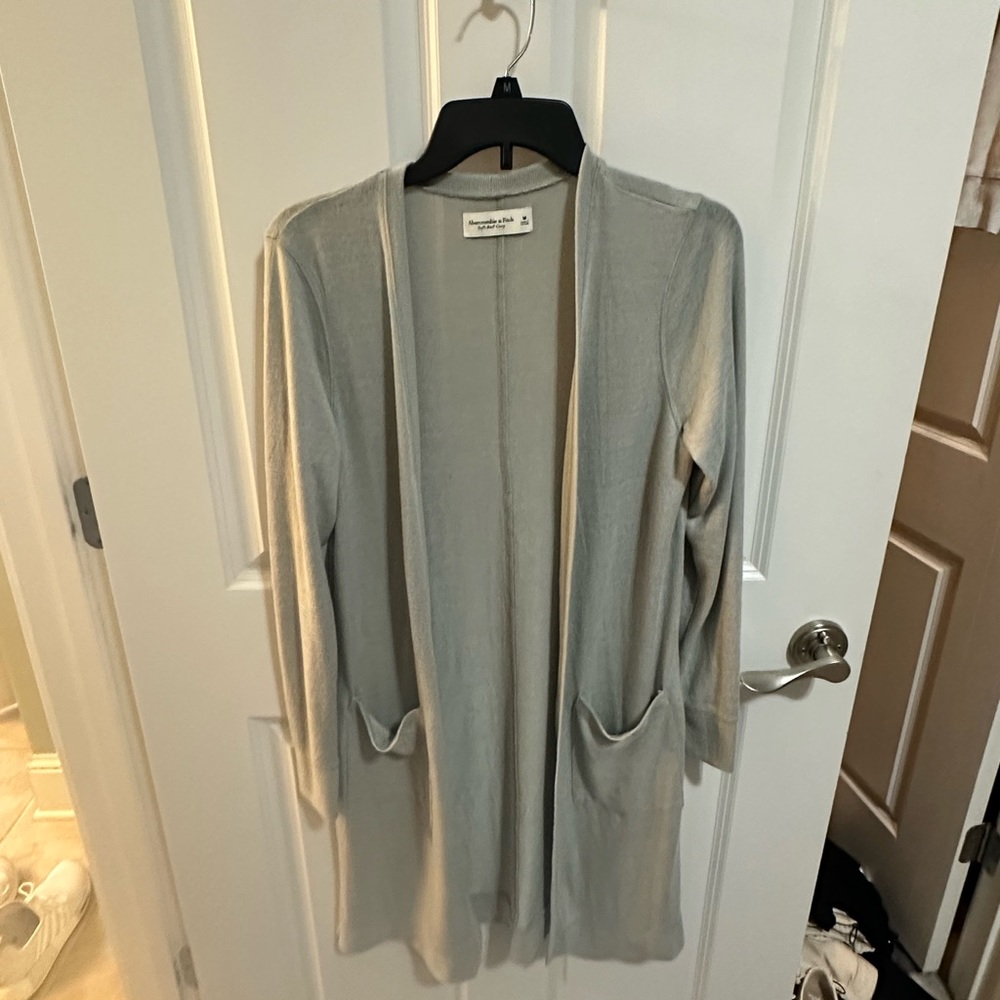 Abercrombie cardigan seafoam green medium new without tags